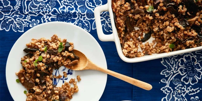 Mushroom and grain dish